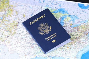 САЩ издадоха първия паспорт с маркер за пол „X“