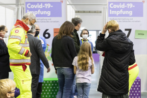 Почна се! Австрия е първата страна в ЕС, която въвежда задължителна ваксинация срещу К-19
