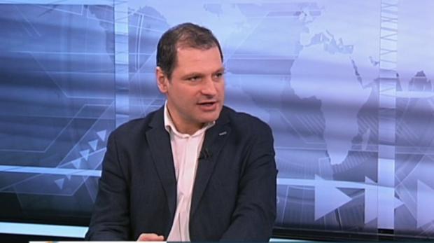 Доц. Иво Инджов: Новото правителство може да изкара до местните избори през 2023-та