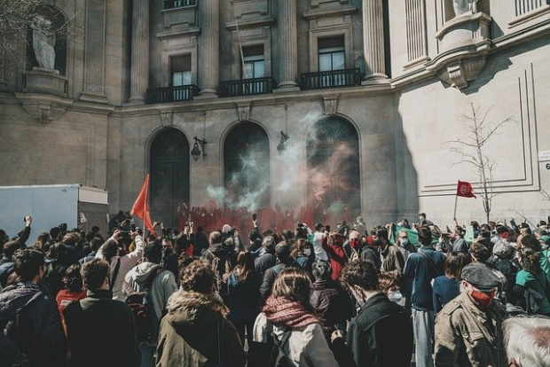 Сблъсъци по време на голям протест в Брюксел срещу К-19 ограниченията (ВИДЕО)