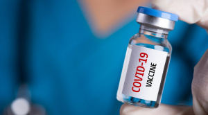 Професор: Ковид ваксините пазят от смърт