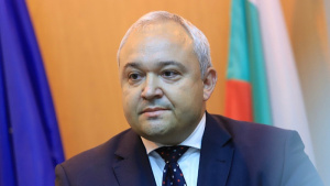 Министър Демерджиев иска от ВСС наказание за Гешев