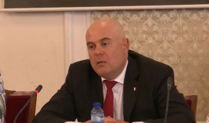 МВР проверява главния прокурор Иван Гешев за корупция и злоупотреба с власт