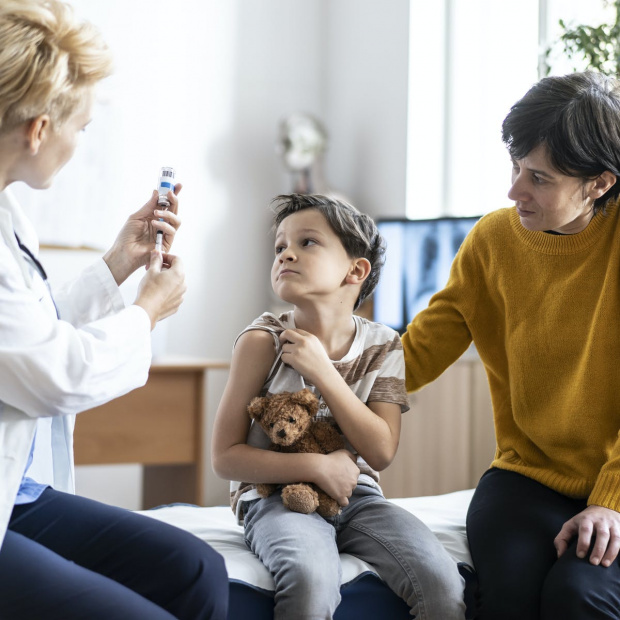 Европейският съюз почва разпространение на детска ваксина марка Пфайзер до дни