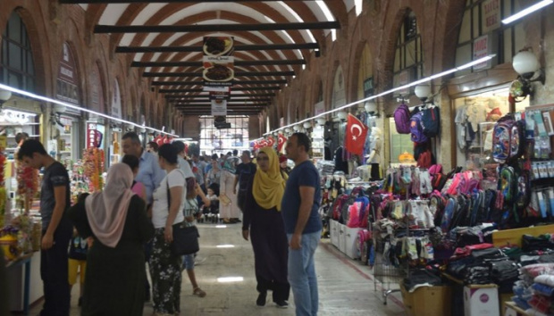 Българите продължават да пазаруват като луди в Турция