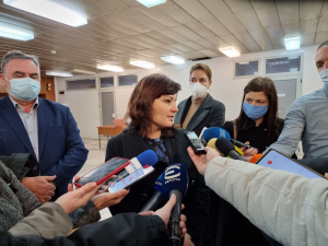 МЗ уличи Мангъров в чудовищна лъжа и отсече: В България умрял заради ваксинация няма