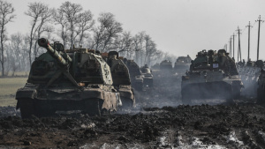 Уникално ВИДЕО на погрома на цяла колона руски танкове от дронове
