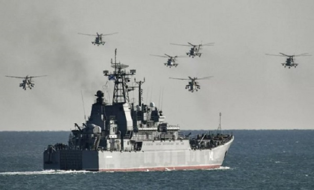 Русия изкара над 30 бойни кораба на военно учение край Крим