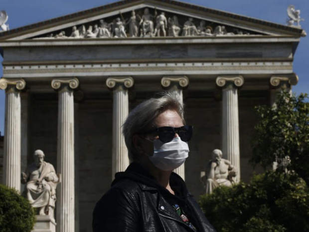 Нема лабаво в Гърция: Повторно заразен и неваксиниран - без право на сертификат