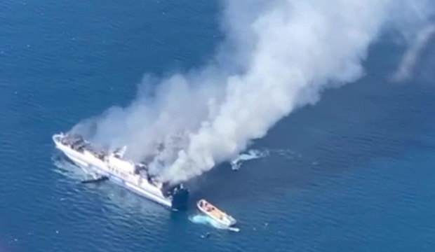 Правителството организира щаб за инцидента с ферибота край Корфу