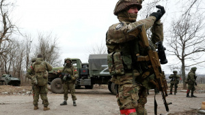Руската армия твърди, че е превзела военната база в Херсон