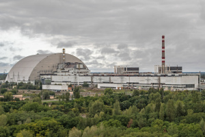 Чернобилската АЕЦ е без ток, Кулеба предупреди: Има риск от радиация!