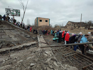 Над 7 хиляди души са били евакуирани от украински градове в петък