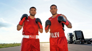 Официално: Голямата и Малката Кобра - на 14 май на ринга в Калифорния