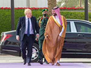 Саудитска Арабия отказа молбата на Борис Джонсън да стане враг на Москва