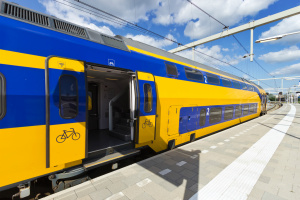 Компютърен бъг блокира влаковете, а с това и цяла Нидерландия