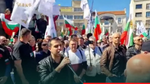 "Възраждане" иска автономия за българите в Украйна