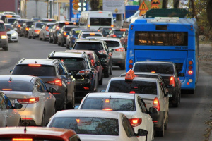 Километрична опашка от автомобили на „Струма” край Благоевград