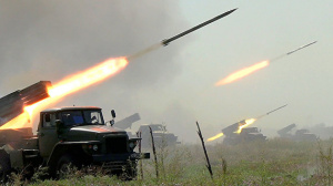 Ракетни удари срещу жп гари в Украйна, има загинали и ранени