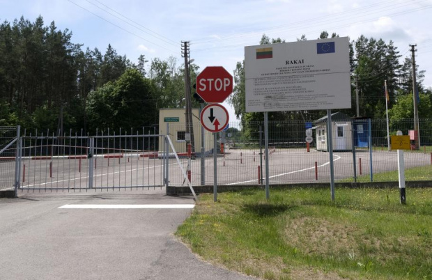 Полша, Литва, Латвия и Естония готвят пълна транспортна изолация на Русия и Беларус