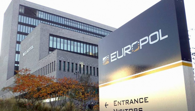 Арест за17 „кокаинови крале“ в мащабна операция на Европол
