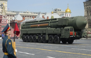 Най-новата военна техника на Русия премина по Червения площад по време на парада за Деня на победата