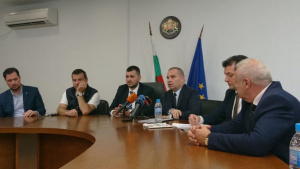 Министър Караджов: Изграждаме изцяло нов път Пловдив-Смолян до 3-4 години