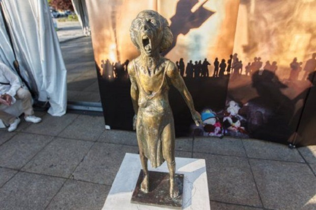 Гняв в социалните мрежи срещу скулптурата "Викът на украинската майка"