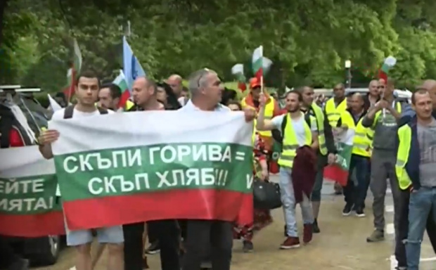 Ден на протести и пътни блокади в София и големите градове (ОБЗОР)