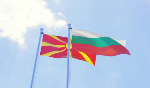 Наумовски: Ако оцелее българското правителство, има шанс за вдигане на ветото