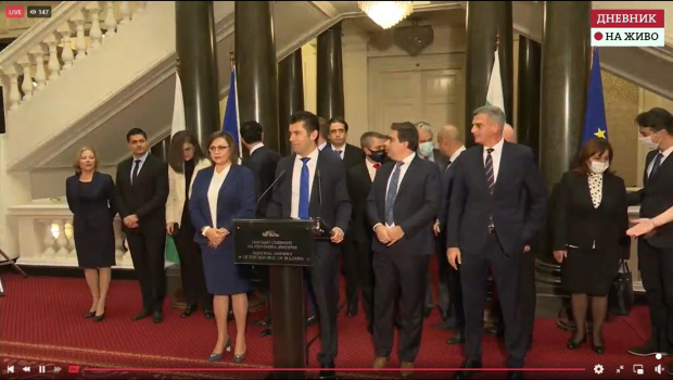 Кабинетът „Петков” падна! (ОБНОВЕНА, ВИДЕО)