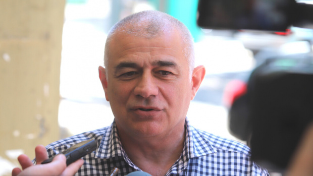 Гьоков: Възможно е мандатът да бъде задържан до 15 август