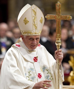 Папа Бенедикт XVI по време на масовите празненства по случай 200-годишнината от независимостта на държавите от Латинска Америка.