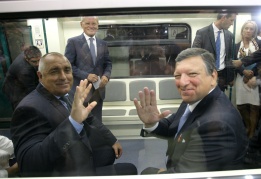 Председателят на Европейската комисия Жозе Мануел Барозу е на еднодневно работно посещение в България по покана на премиера Бойко Борисов и откри втория метродиаметър в София.