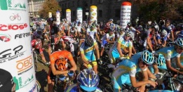Започна 62-рата Международна колоездачна обиколка на България, в която участниците ще трябва да изминат 1034 км по републиканските пътища.