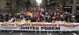 Служители в здравеопазването протестират в Барселона срещу икономиите