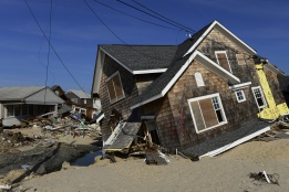 Разрушенията от урагана "Санди" шест месеца след бедствието