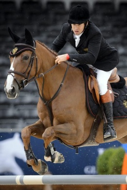 Френският актьор и режисьор Guillaume Canet показва жокейските си умения на Международното шоу за коне Global Champions Tour (GCT) в Швейцария