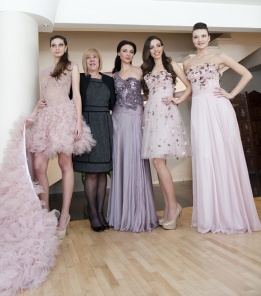 Дизайнерката Жана Жекова представи новата колекция "Френските рокли на Жана Жекова"