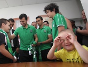 Днес в ИСУЛ футболният отбор "Лудогорец" дари пари за онкоболни деца