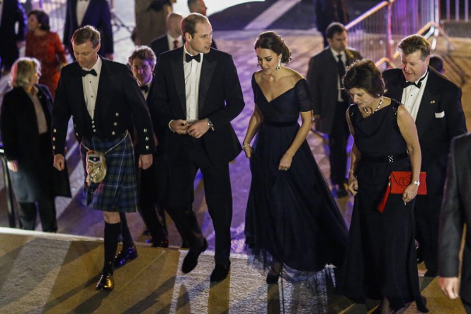 Кралските особи принц Уилям и Катрин Мидълтън на официална церемония в музея "Метрополитън" в Ню Йорк