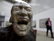 Творбата "Иновация" на монголския художник Болдийн Бадрал посреща посетителите в Бюделсдорф, Германия