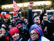 Стотици протестираха в Ню Йорк срещу „расизма на Тръмп“