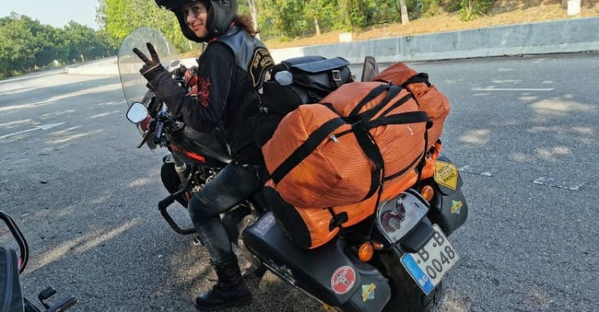 Българка е на път да стане първата жена, обиколила света с мотор